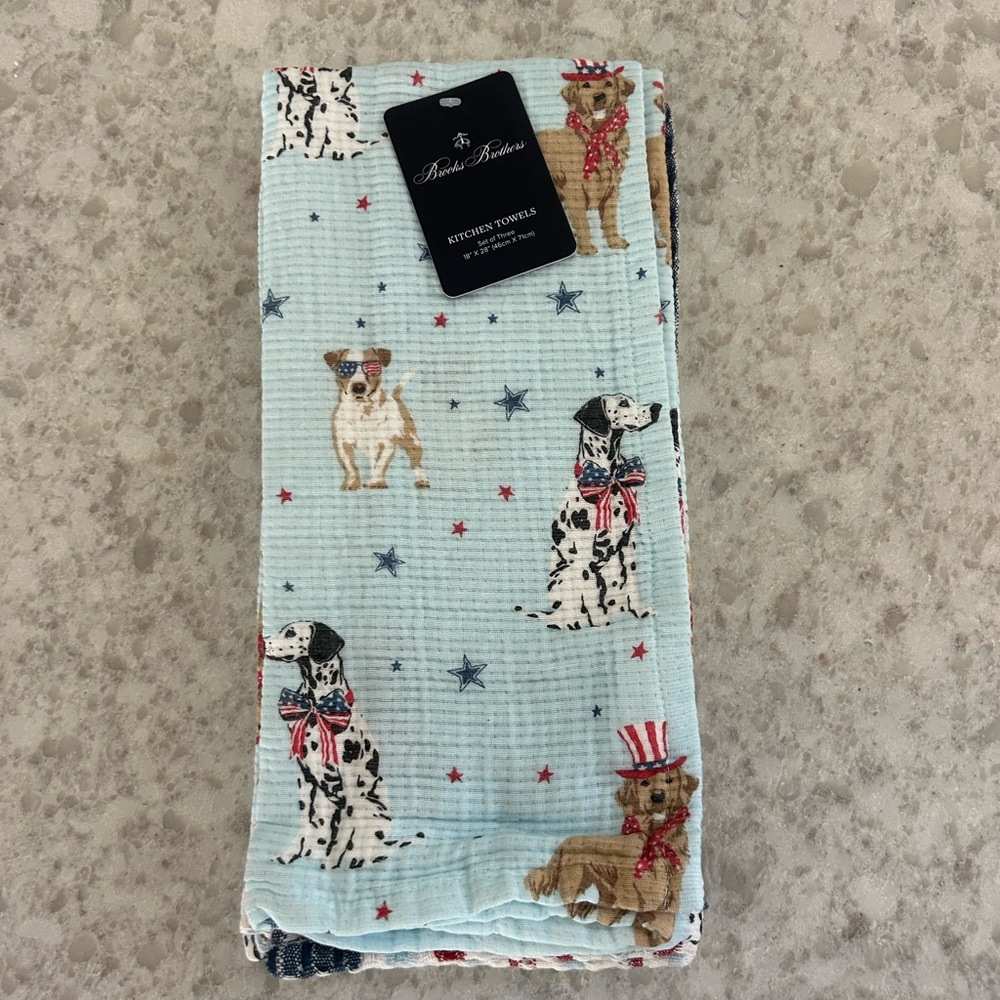 “New”Brooks Brothers Light Blue Patriotic Dog Print Kitchen Towels ( set of 3)